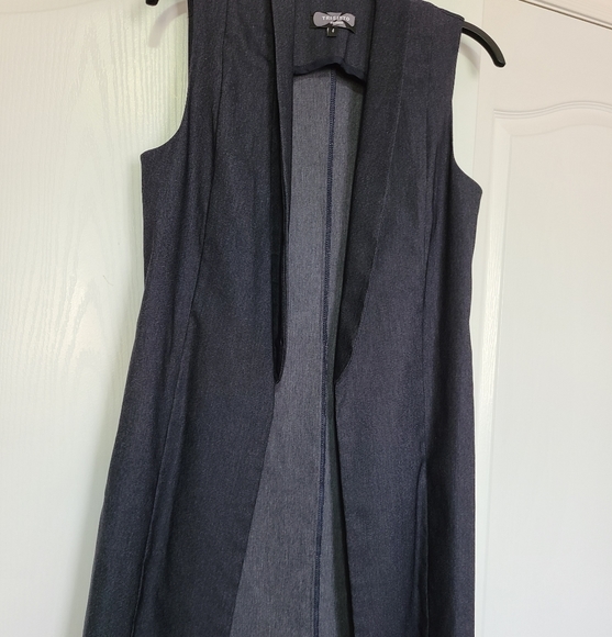 Trisisto Sleeveless Denim Blazer - Picture 3 of 6